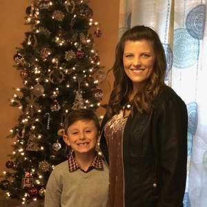 Meet your Posher, Candi